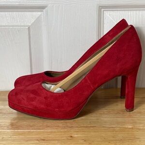 NATURALIZER Teresa Classic Red Suede High Heel Pumps size 6 Comfortable work